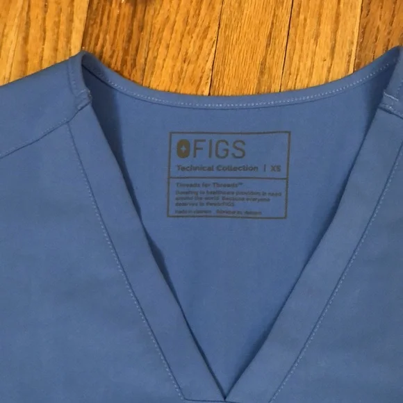 Figs light blue jogger scrub set size xs - Picture 3 of 10